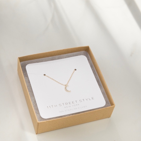 SoldOut11thStreet - Picture 3 of 7